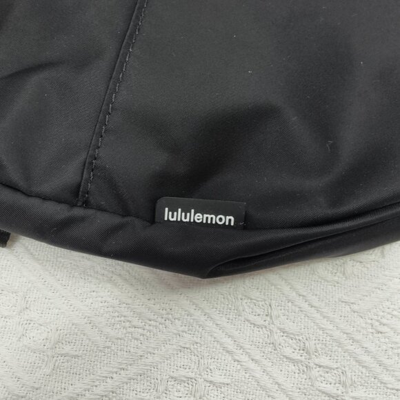 🧩Lululemon All Night Festival Bag 5L - Black - Picture 6 of 8